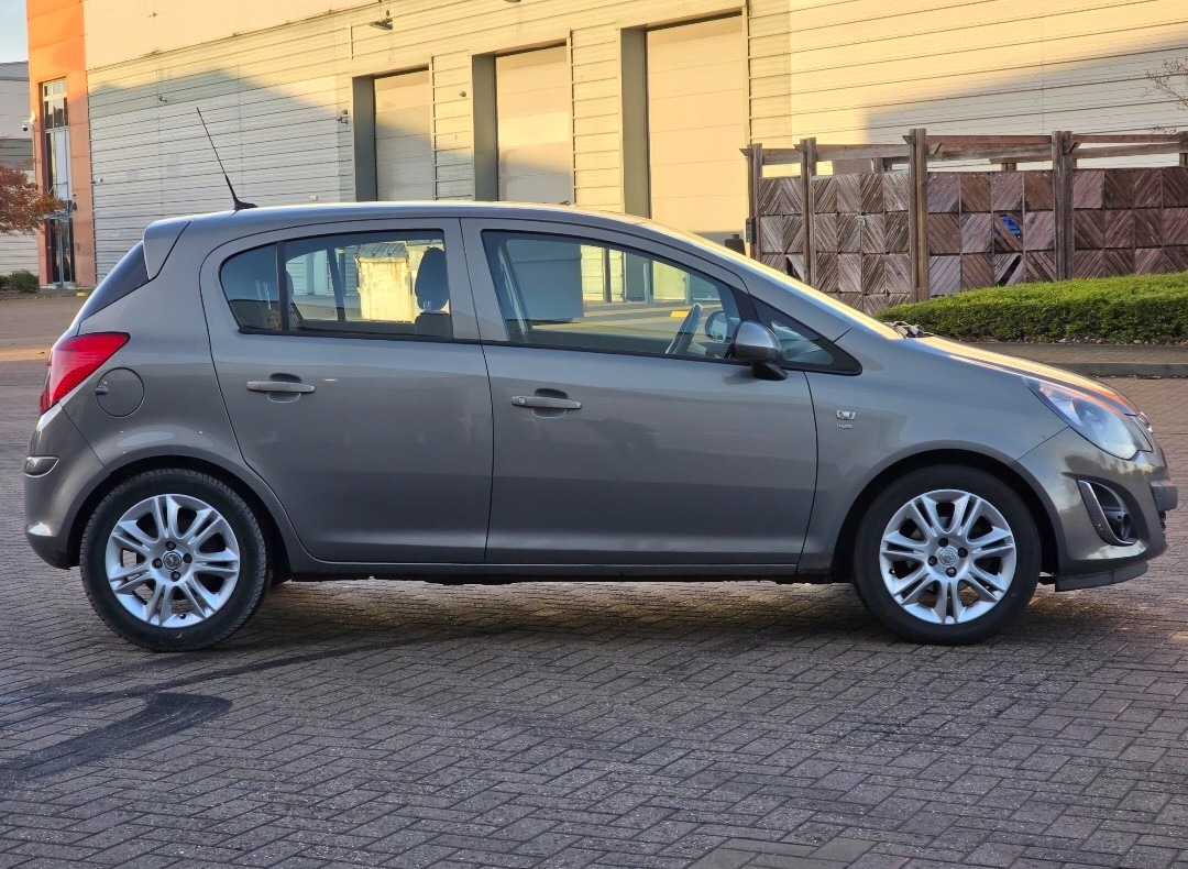 Used Vauxhall Corsa 2014 for sale - 76940064: Photo 8