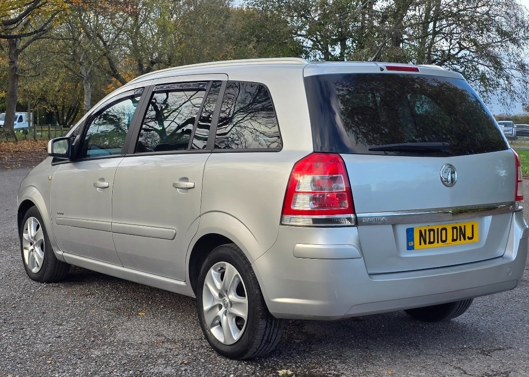 Used Vauxhall Zafira 2010 for sale - 76437992: Photo 1