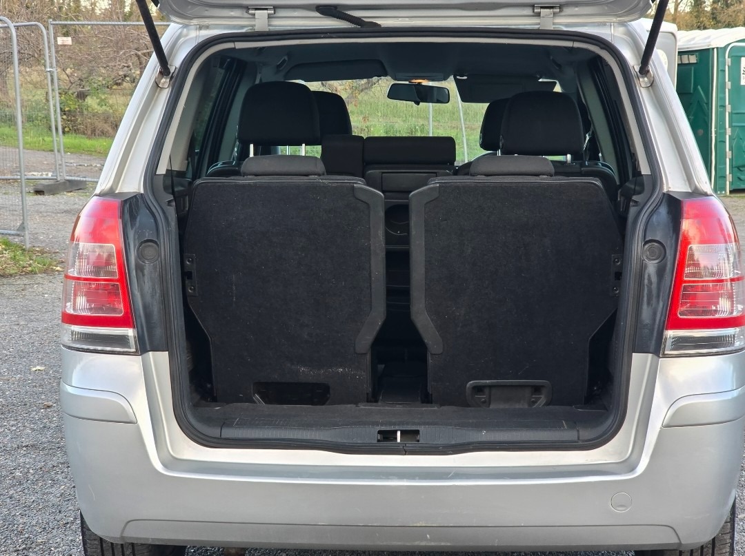 Used Vauxhall Zafira 2010 for sale - 76437992: Photo 12