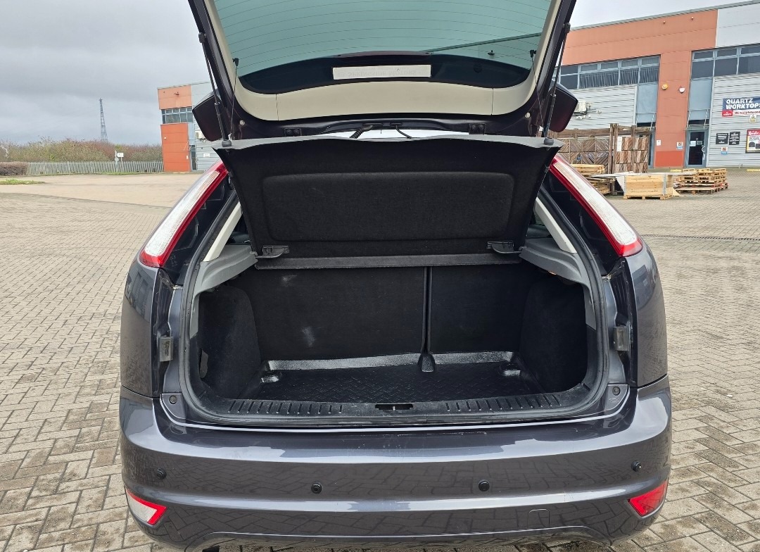 Used Ford Focus 2009 for sale - 77319067: Photo 12