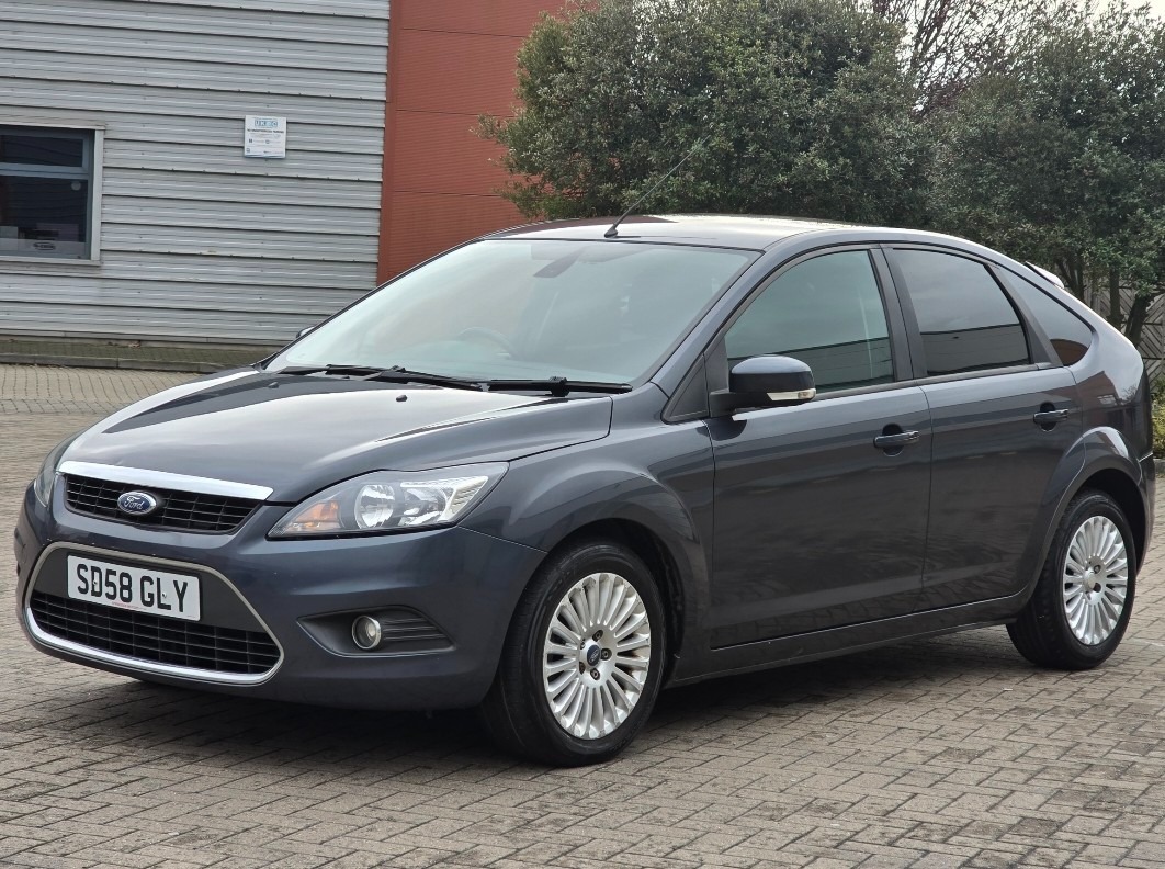 Used Ford Focus 2009 for sale - 77319067: Photo 2