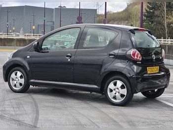 Used Toyota AYGO 2011 for sale - 78013052: Photo