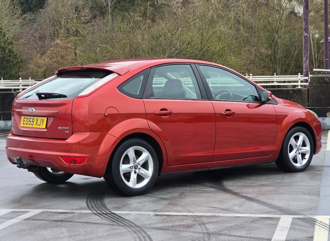 Used Ford Focus 2010 for sale - 77605517: Photo 3