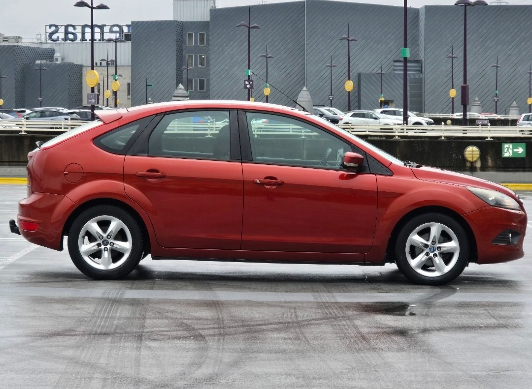 Used Ford Focus 2010 for sale - 77605517: Photo 6