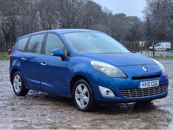 Used Renault Grand Scenic 2010 for sale - 76984600: Photo