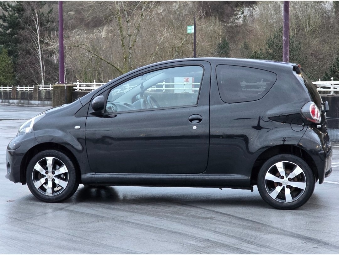 Used Toyota AYGO 2013 for sale - 77152247: Photo 5