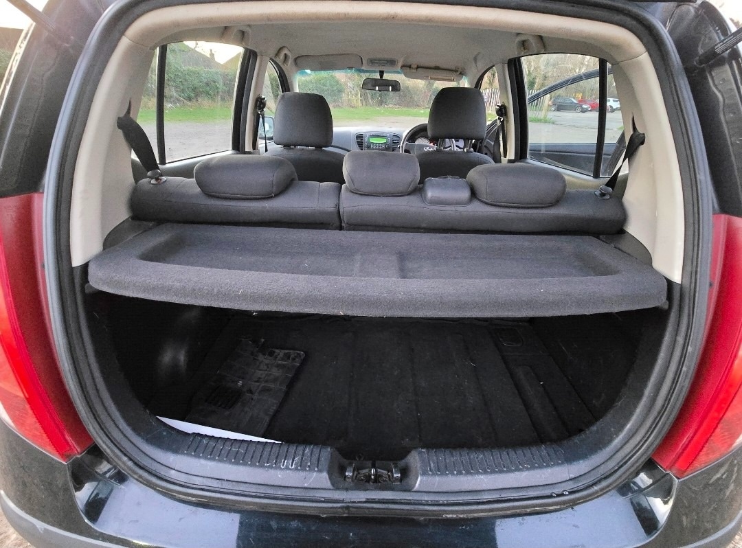 Used Hyundai i10 2011 for sale - 77009414: Photo 11