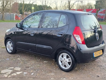 Used Hyundai i10 2011 for sale - 77009414: Photo