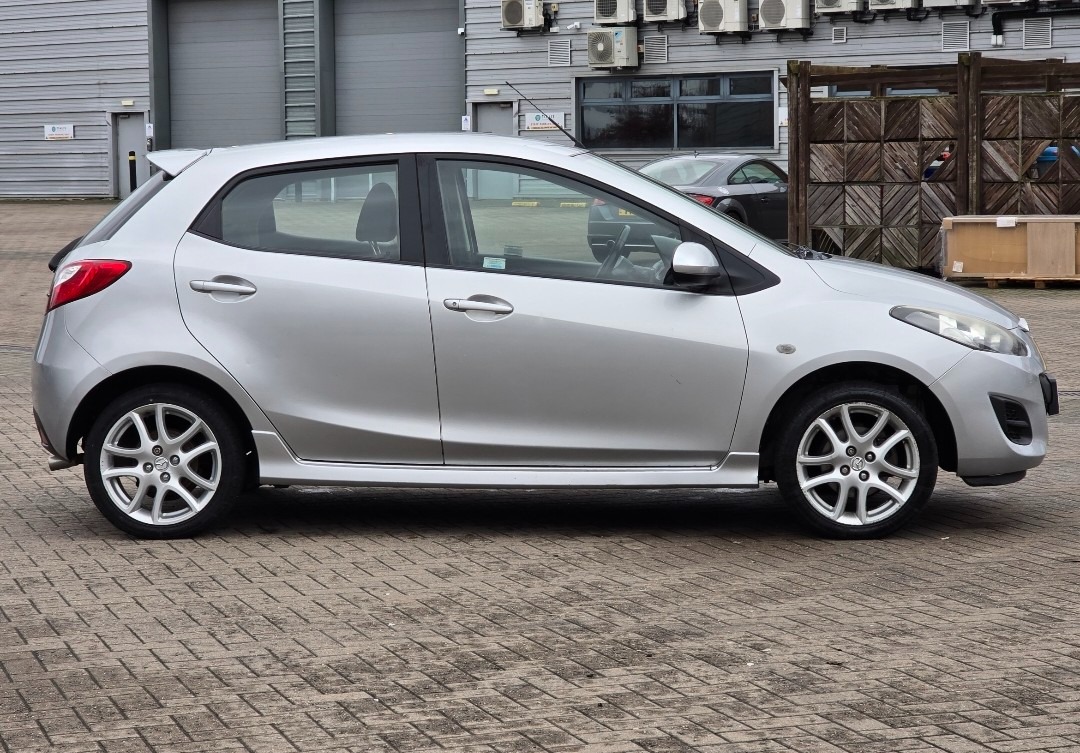 Used Mazda Mazda2 2011 for sale - 77701291: Photo 8