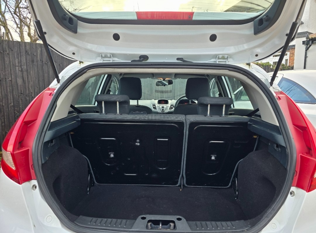 Used Ford Fiesta 2011 for sale - 77311501: Photo 12