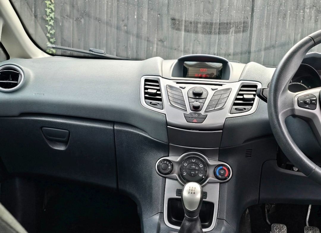 Used Ford Fiesta 2011 for sale - 77311501: Photo 9