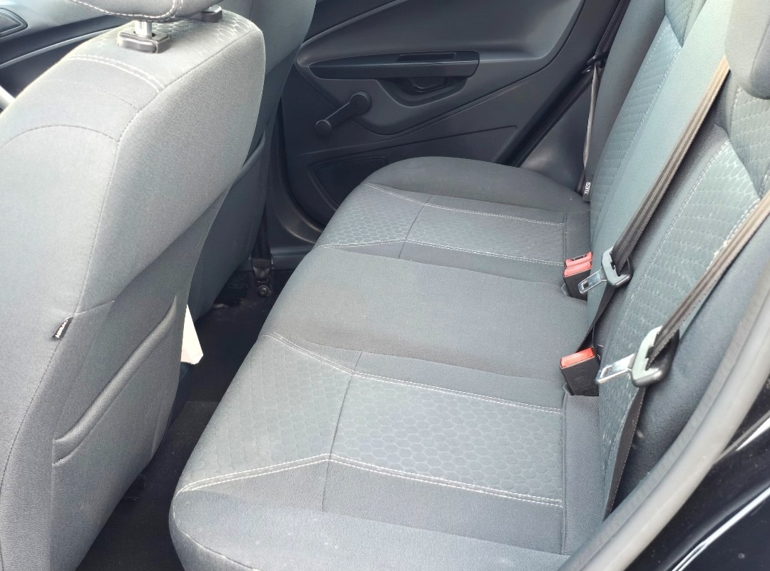 Used Ford Fiesta 2011 for sale - 78169074: Photo 11