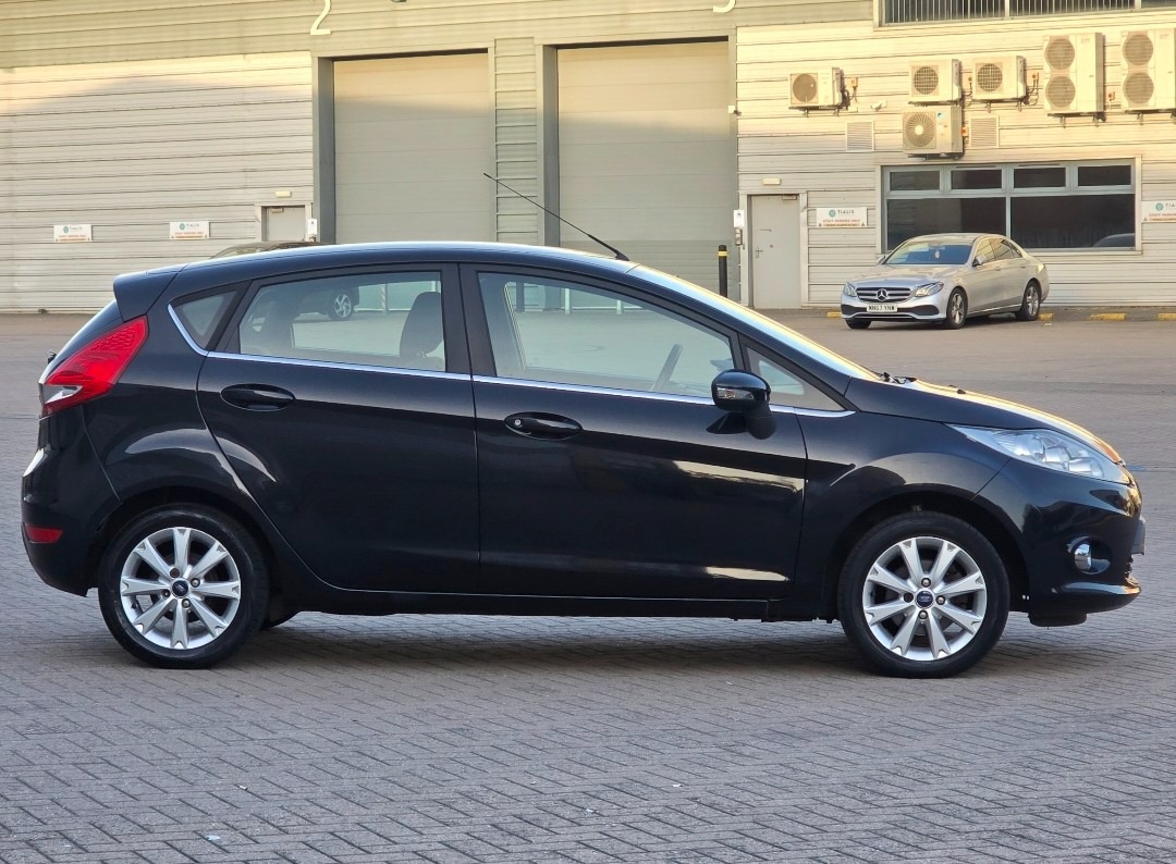 Used Ford Fiesta 2011 for sale - 78169074: Photo 6