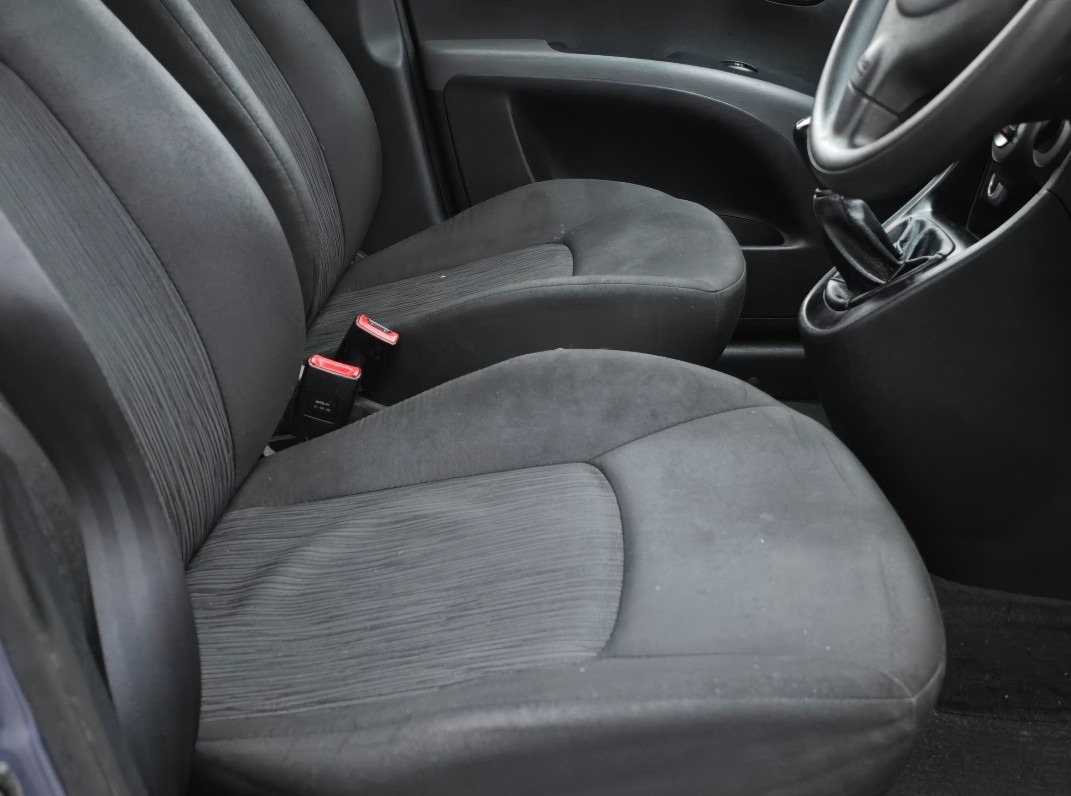 Used Hyundai i10 2014 for sale - 77508260: Photo 11