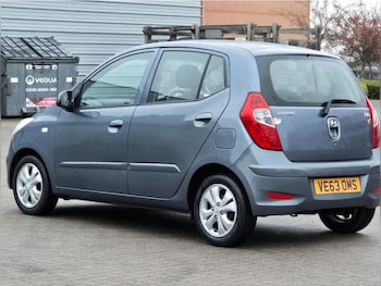 Used Hyundai i10 2014 for sale - 77508260: Photo