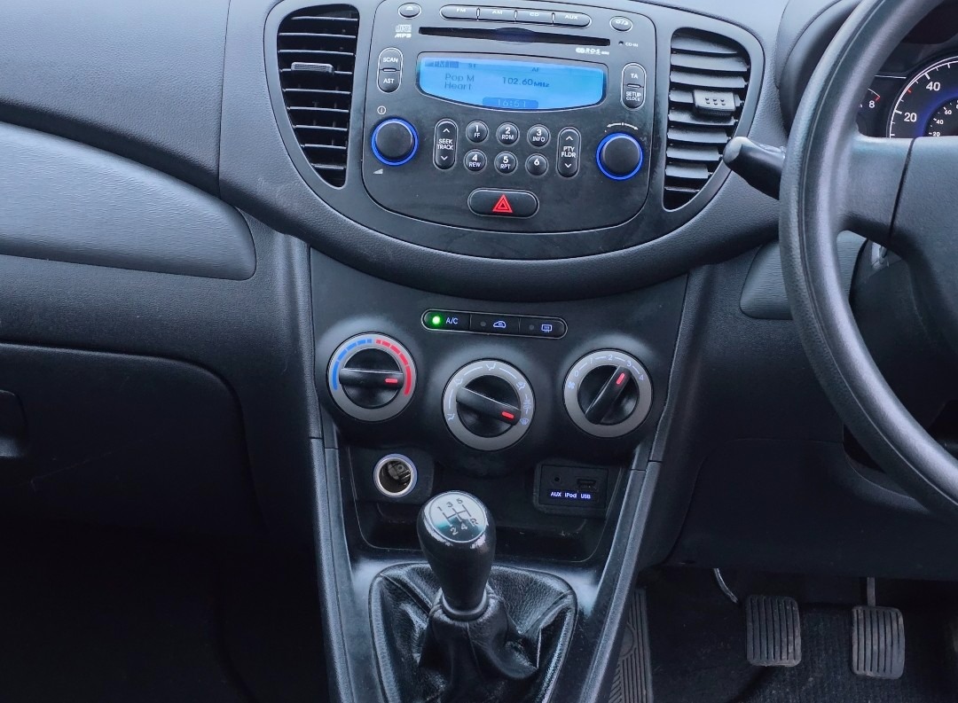 Used Hyundai i10 2014 for sale - 77508260: Photo 9