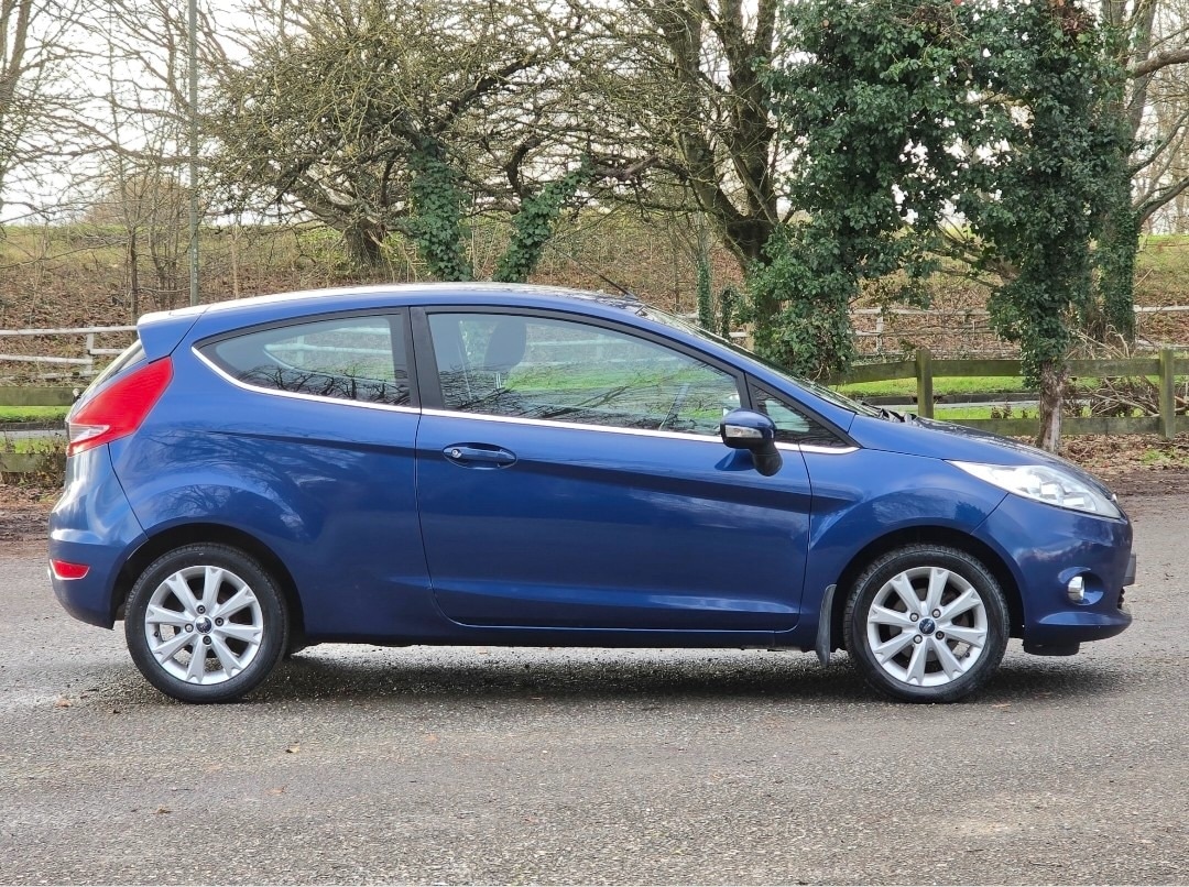 Used Ford Fiesta 2010 for sale - 76908205: Photo 5
