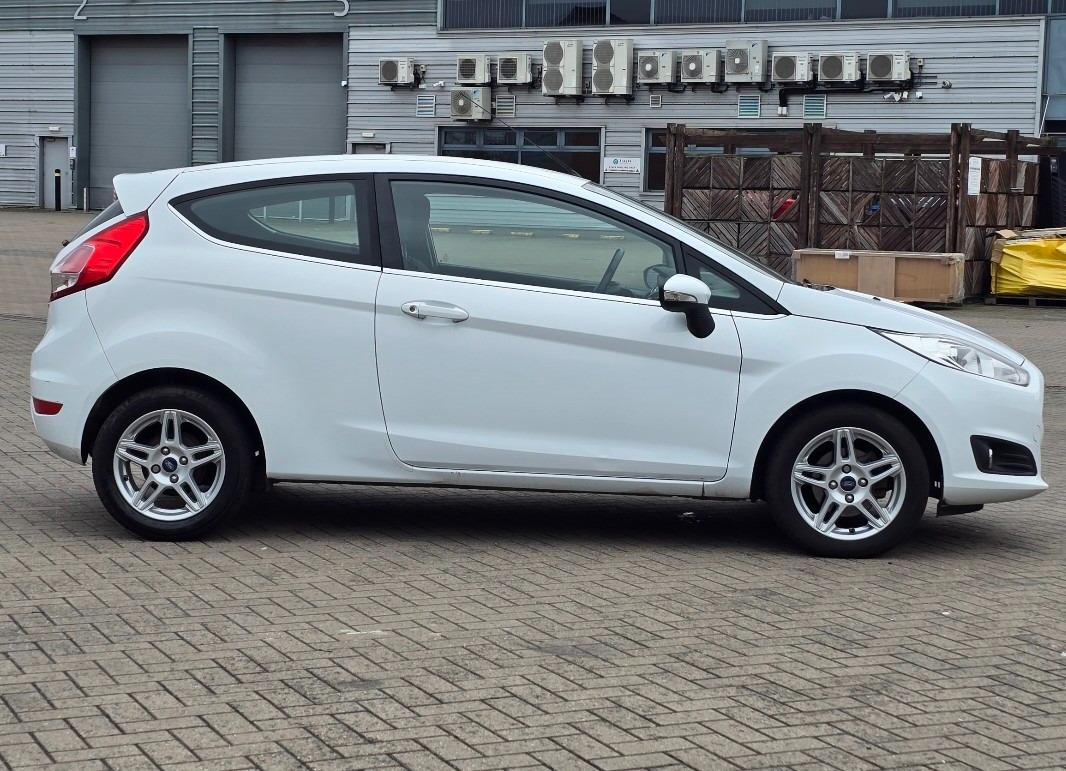 Used Ford Fiesta 2013 for sale - 77631299: Photo 5