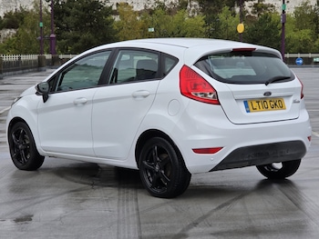Used Ford Fiesta 2010 for sale - 75731353: Photo