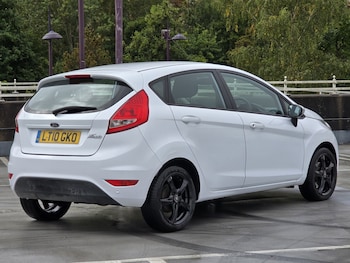 Used Ford Fiesta 2010 for sale - 75731353: Photo