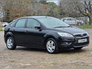 Used Ford Focus 2010 for sale - 76662456: Photo