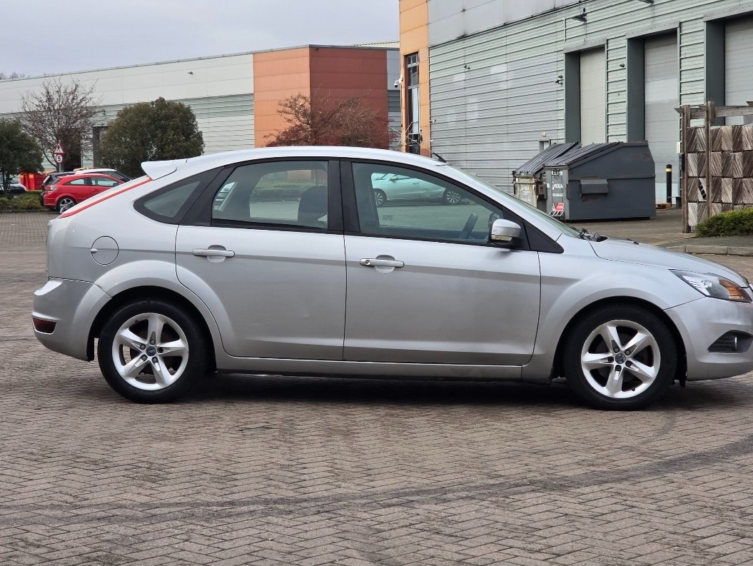 Used Ford Focus 2009 for sale - 77629410: Photo 5