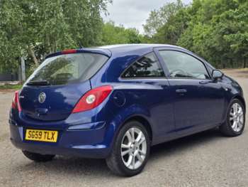 2010 - 1.0i 12V Life 3dr. LONG MOT. SERVICE HISTORY. ALLOY WHEELS. LEATHER TRIM