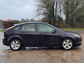 Used Ford Focus 2009 for sale - 77477974: Photo