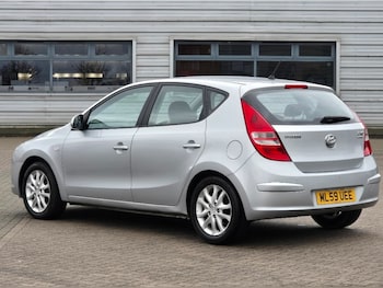 Hyundai i30 feature image