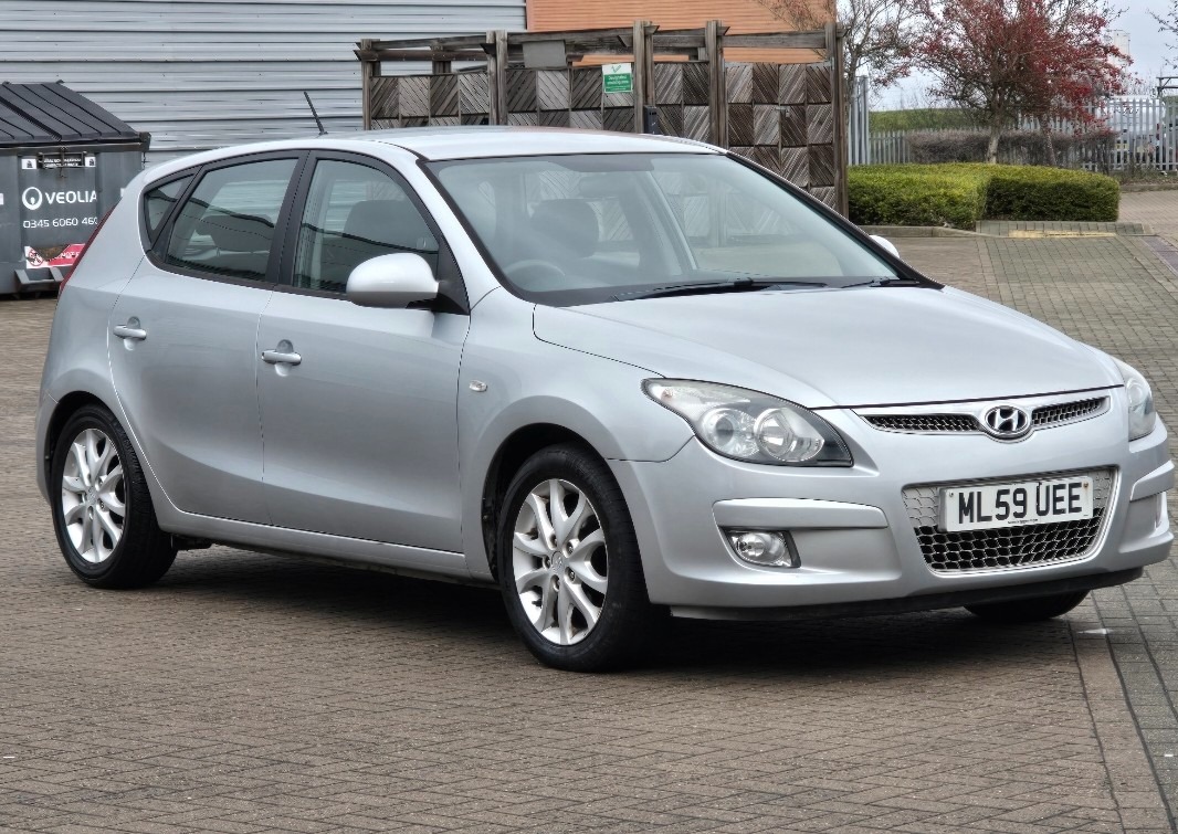 Used Hyundai i30 2010 for sale - 77392750: Photo 2