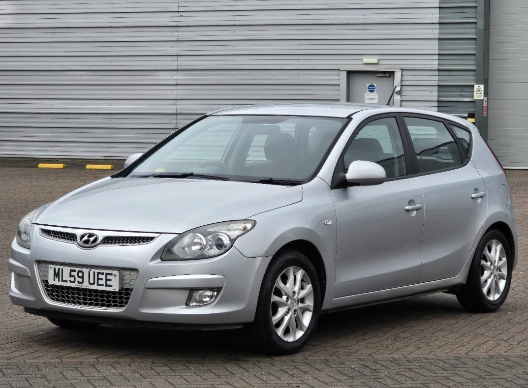 Used Hyundai i30 2010 for sale - 77392750: Photo 3