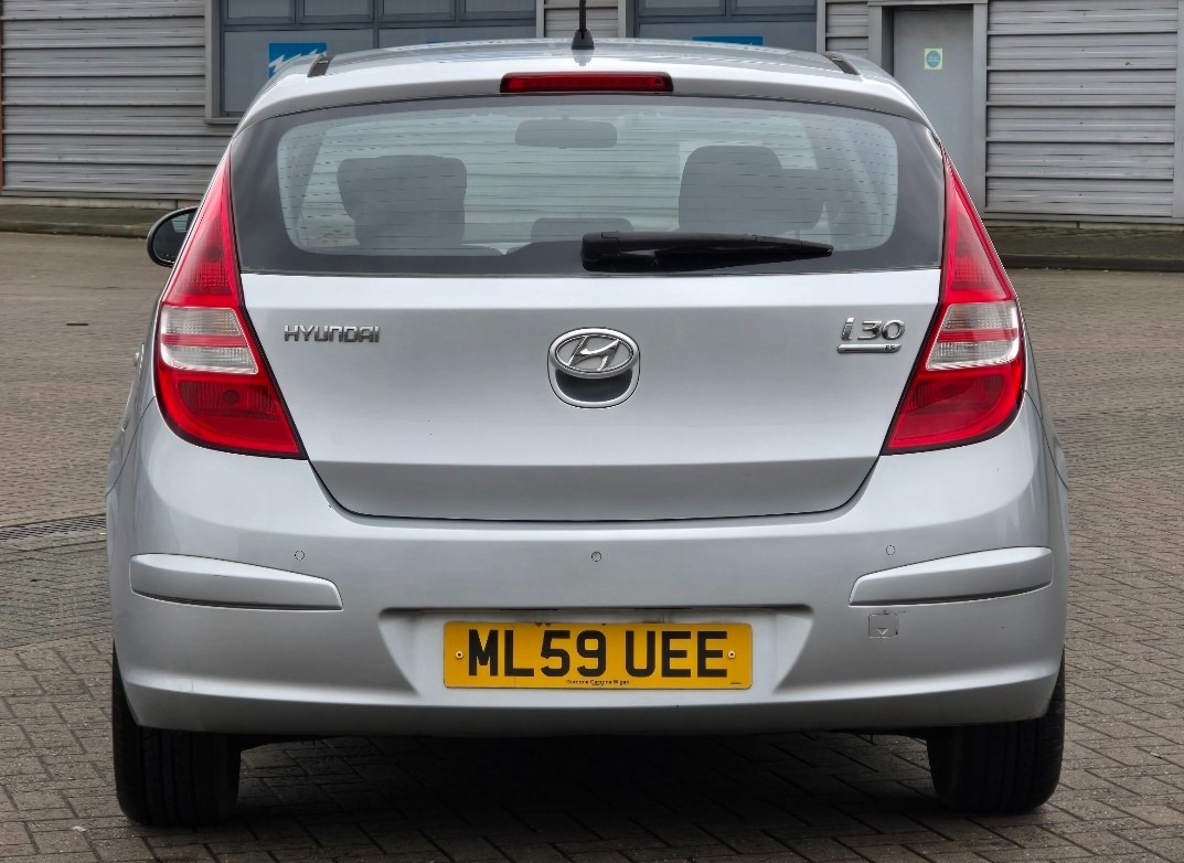 Used Hyundai i30 2010 for sale - 77392750: Photo 8
