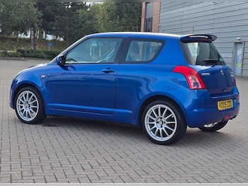 Used Suzuki Swift 2009 for sale - 75975725: Photo