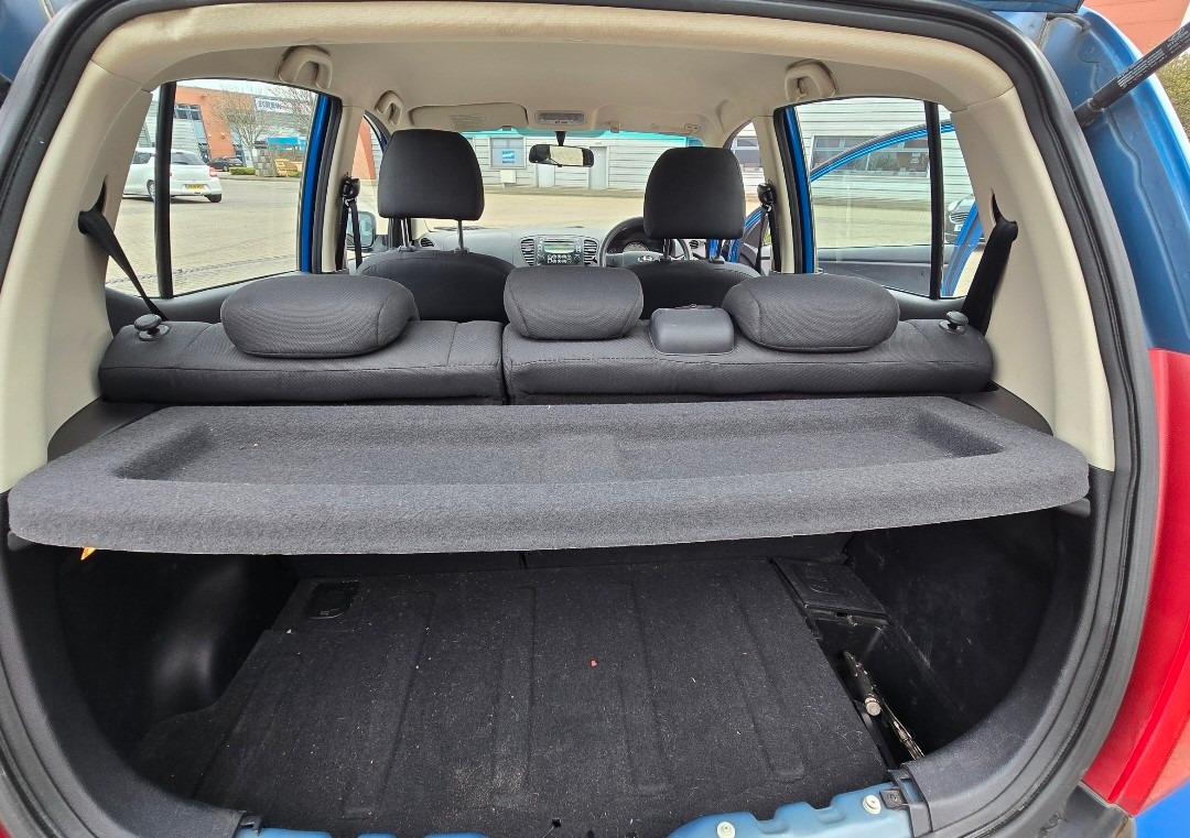 Used Hyundai i10 2010 for sale - 78098359: Photo 10