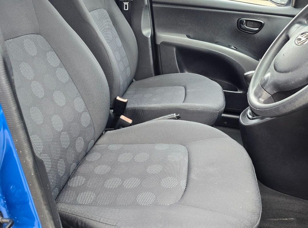 Used Hyundai i10 2010 for sale - 78098359: Photo 12