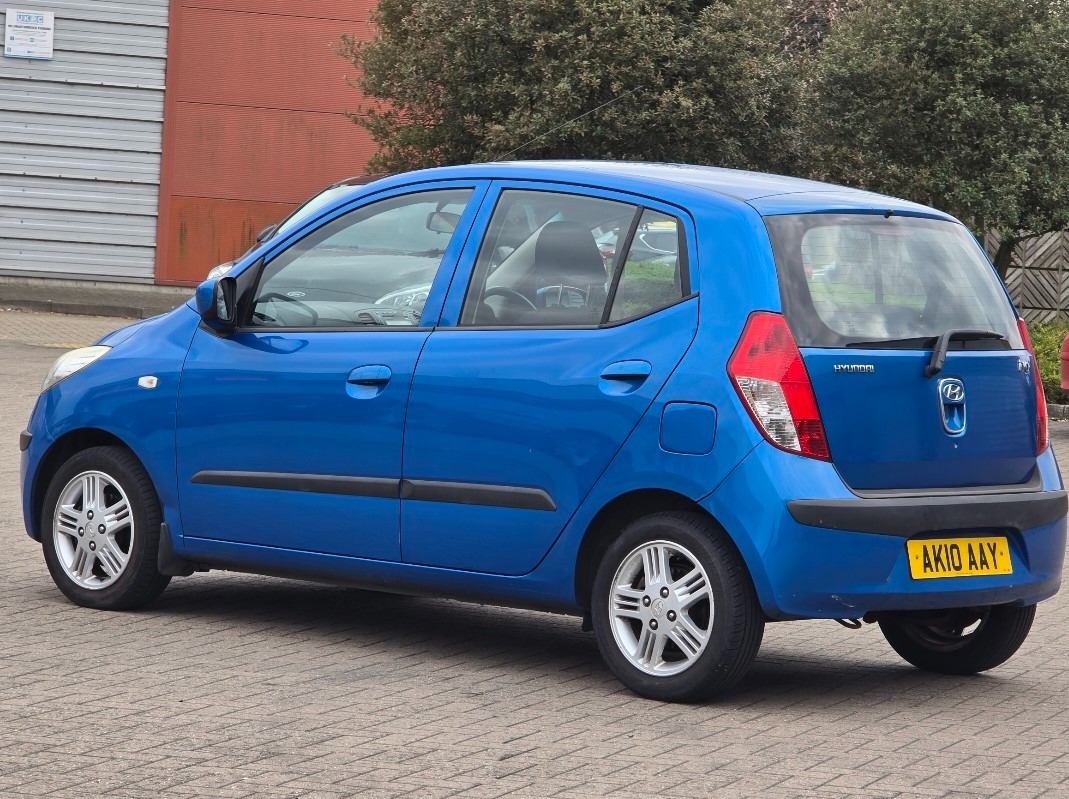 Used Hyundai i10 2010 for sale - 78098359: Photo 4