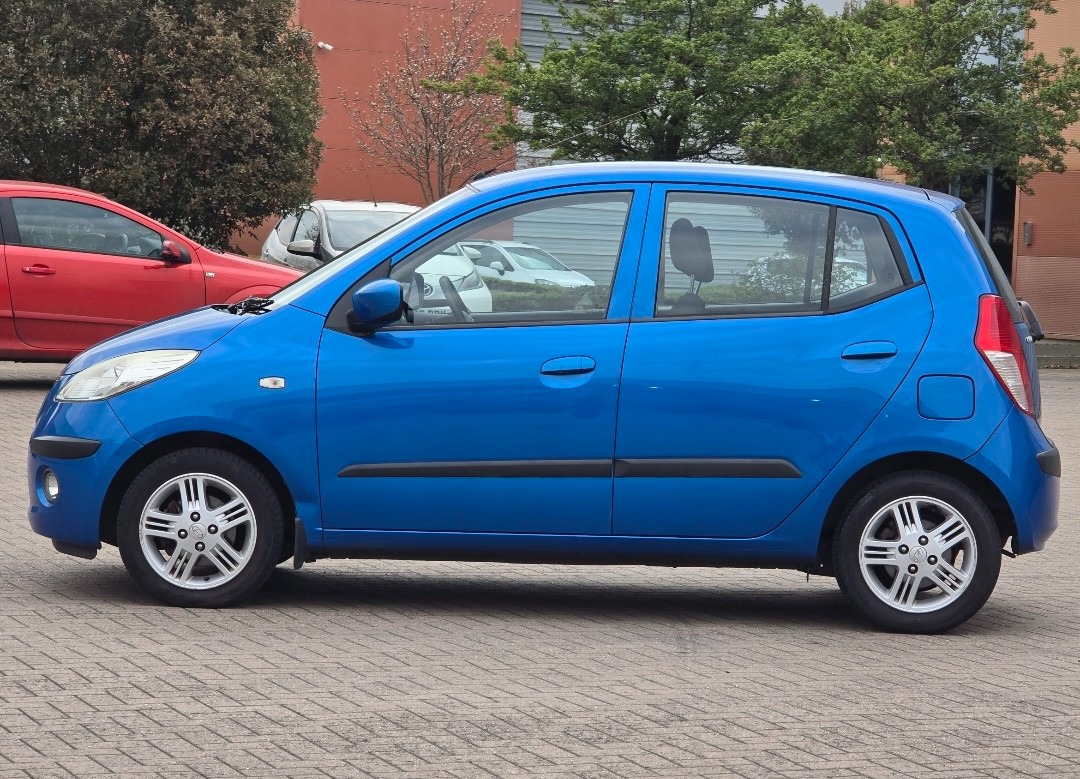 Used Hyundai i10 2010 for sale - 78098359: Photo 5