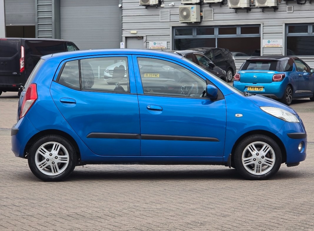 Used Hyundai i10 2010 for sale - 78098359: Photo 6