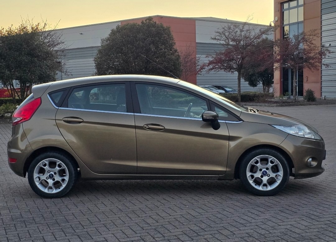 Used Ford Fiesta 2012 for sale - 77656628: Photo 6