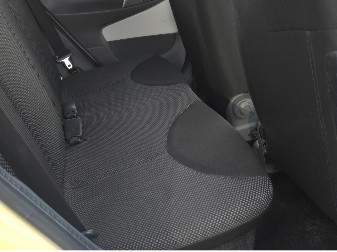 Used Toyota AYGO 2011 for sale - 77921586: Photo 12