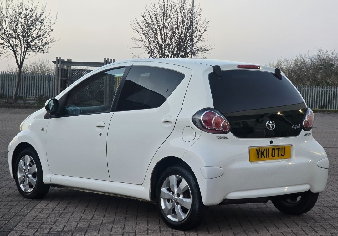 Used Toyota AYGO 2011 for sale - 77921586: Photo 3