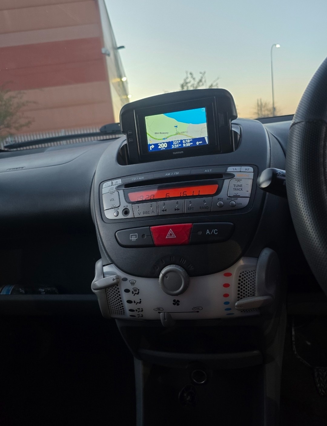 Used Toyota AYGO 2011 for sale - 77921586: Photo 9