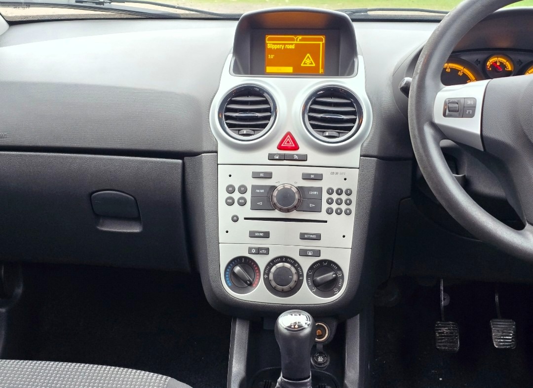 Used Vauxhall Corsa 2012 for sale - 77135858: Photo 10