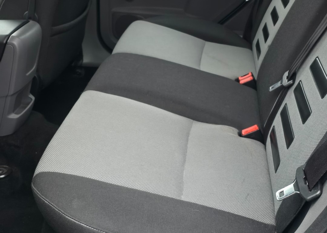 Used Ford Focus 2010 for sale - 76662465: Photo 10