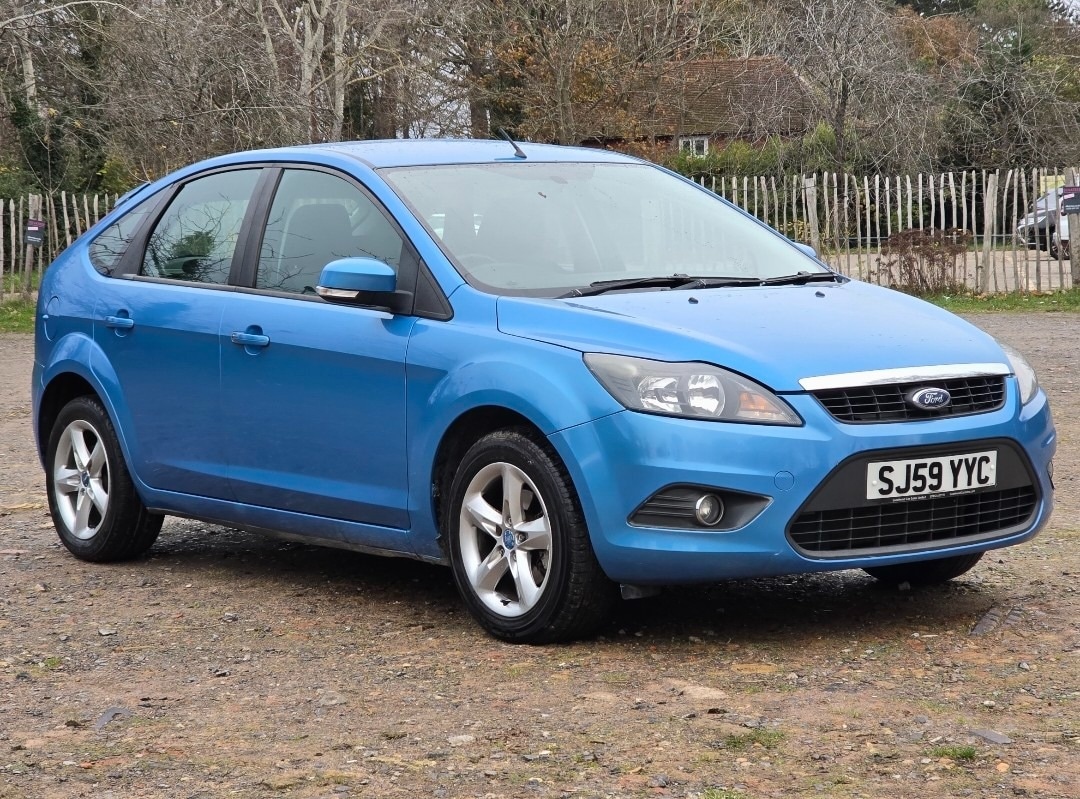 Used Ford Focus 2010 for sale - 76662465: Photo 4