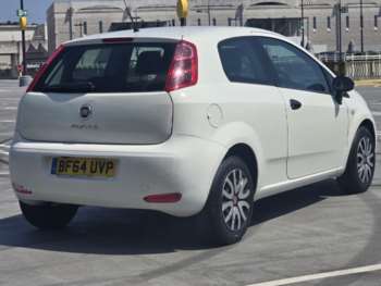 Used Fiat Punto 2015 for sale - 74951212: Photo