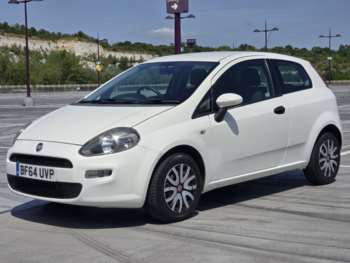 Used Fiat Punto 2015 for sale - 74951212: Photo