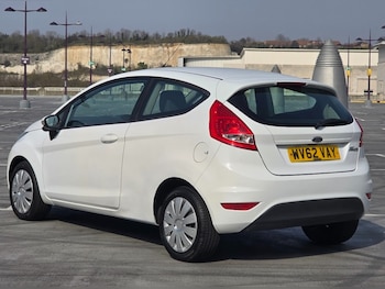 Used Ford Fiesta 2013 for sale - 77989394: Photo