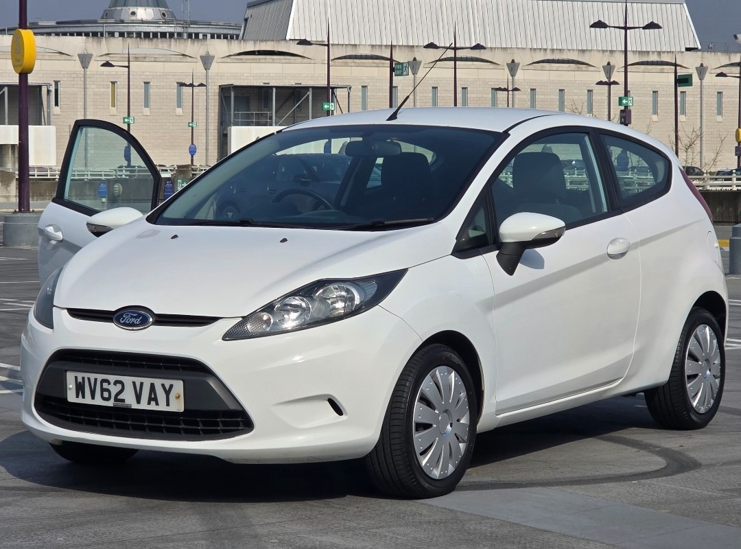 Used Ford Fiesta 2013 for sale - 77989394: Photo 4
