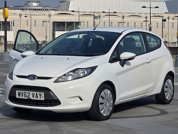 Used Ford Fiesta 2013 for sale - 77989394: Photo